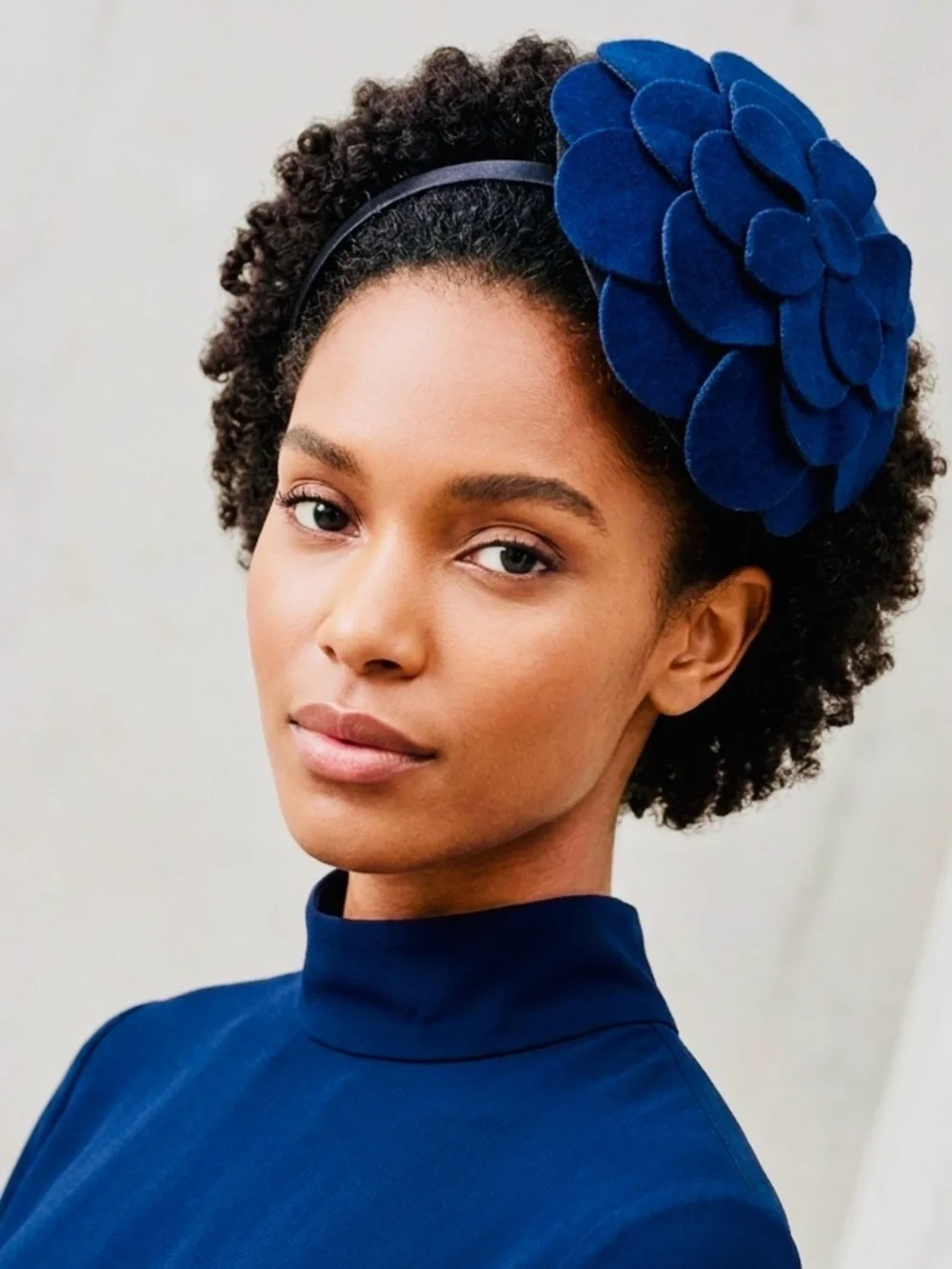 Artistry Floral Headband - Women's Fashion Accessory